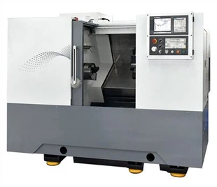 Tour CNC à 3 axes